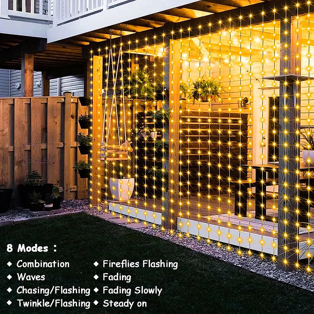 300 LED Solar Outdoor Curtain Light - 8 Modes