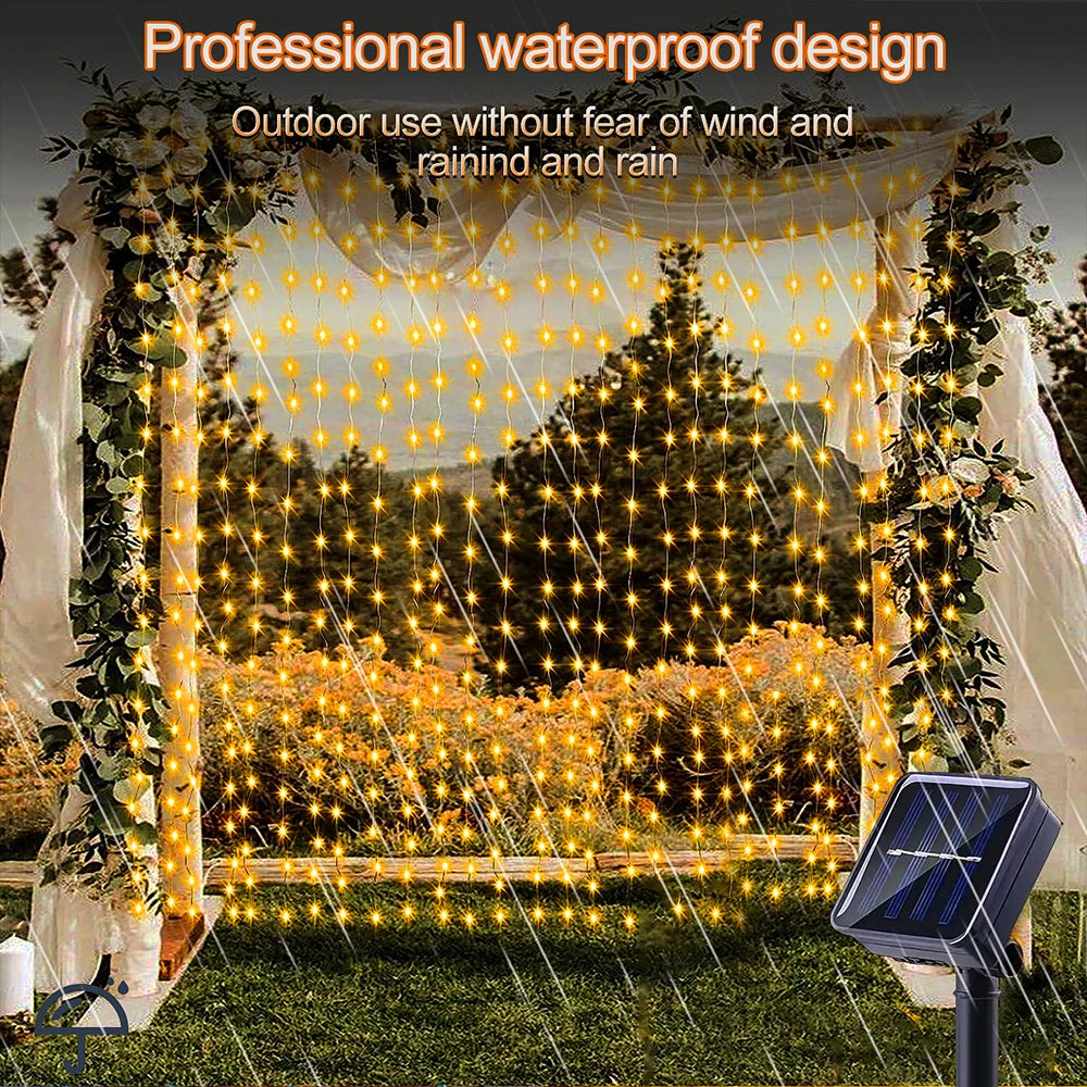 300 LED Solar Outdoor Curtain Light - 8 Modes