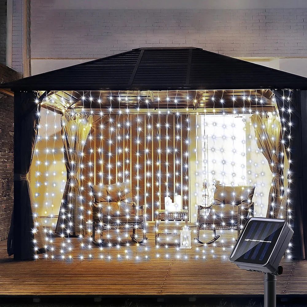 300 LED Solar Outdoor Curtain Light - 8 Modes
