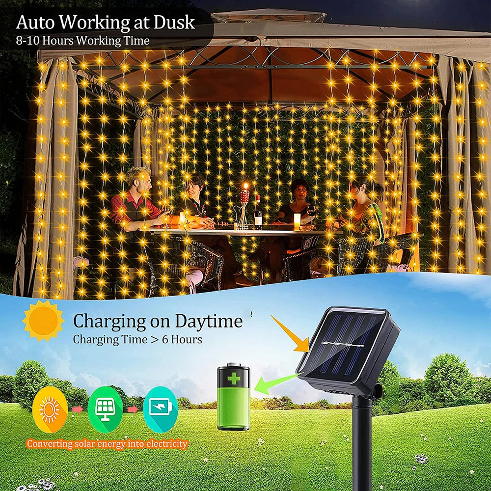 300 LED Solar Outdoor Curtain Light - 8 Modes